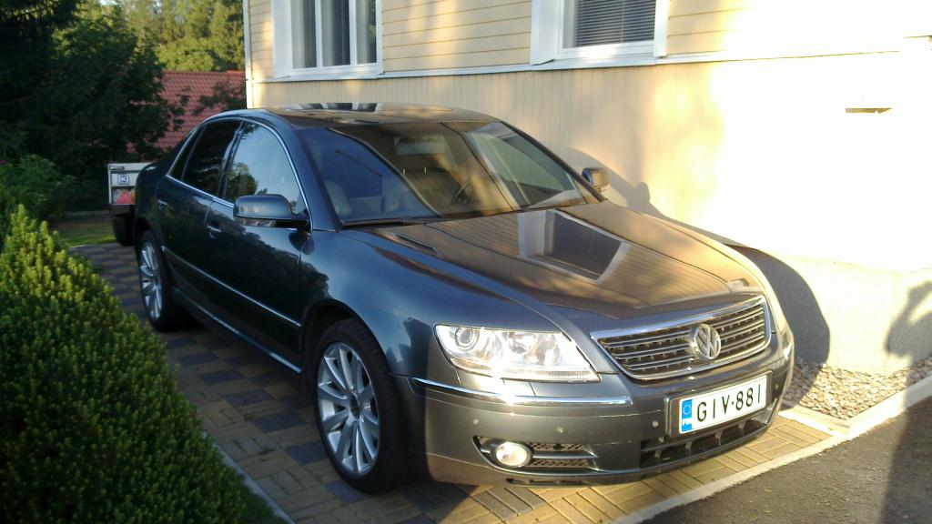 How I got our kids to like our Phaeton DIY rear seat entertainment